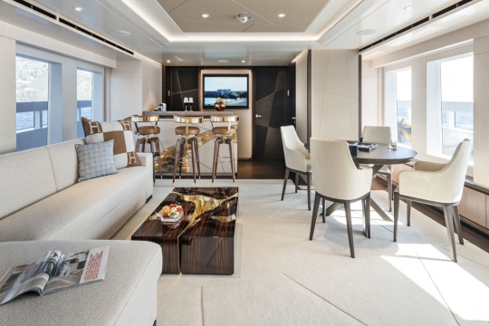 Arkadia - Upper deck salon