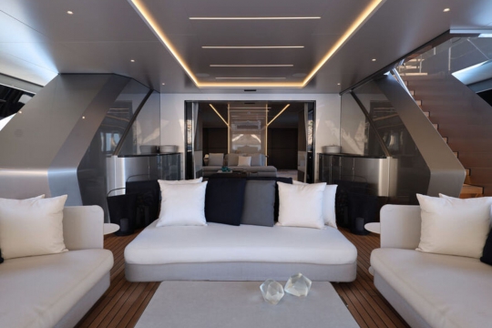 No Stress - Main deck aft