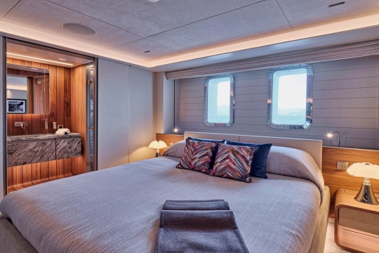 Para Bellvm SanLorenzo 500 EXP yacht for sale - double guest stateroom 2