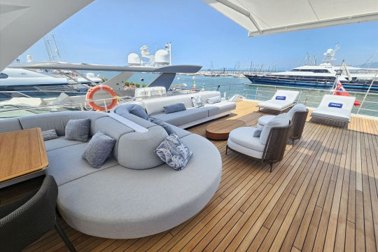 M.Y. Dream - Azimut Grande 32 Metri for sale - Flybridge 2