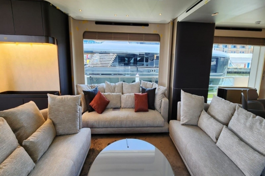 M.Y. Dream - Azimut Grande 32 Metri for sale - Main Deck Salon 2