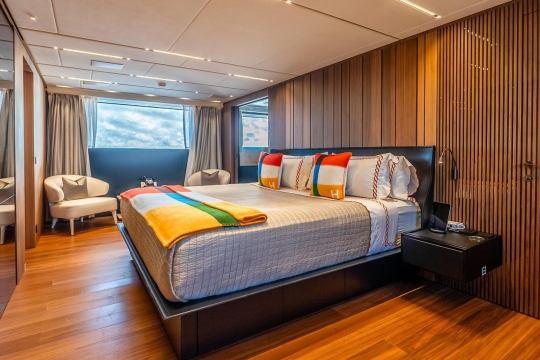 NEVERLAND - Sanlorenzo Alloy 44 yacht for sale - Master Stateroom 3