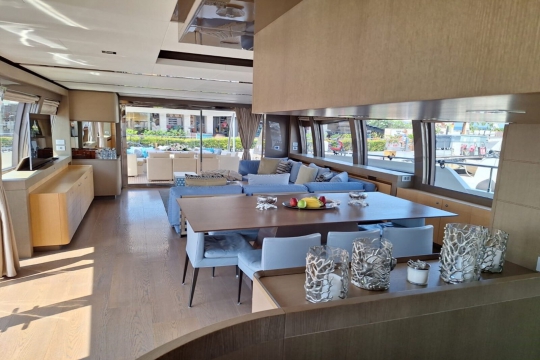 White Swan - Ferretti 960 for sale - Main deck salon 2
