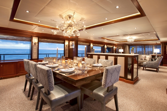 Motor Yacht Blind Date - dining