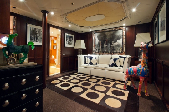 Motor Yacht Force Blue Royal Denship for charter - vip lounge