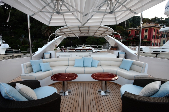 Motor Yacht Harmony III Benetti for charter - sundeck lounge