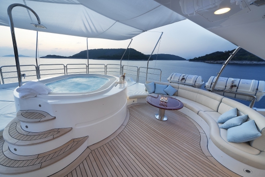 Motor Yacht Harmony III Benetti for charter - sundeck jacuzzi lounge