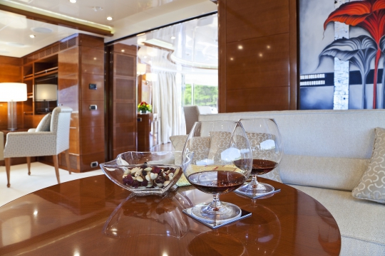 Motor Yacht Harmony III Benetti for charter - bridge deck saloon 